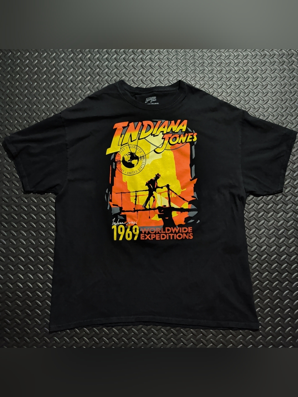 Indiana Jones 1969 worldwide expeditions t-shirt new without tags size 2XL